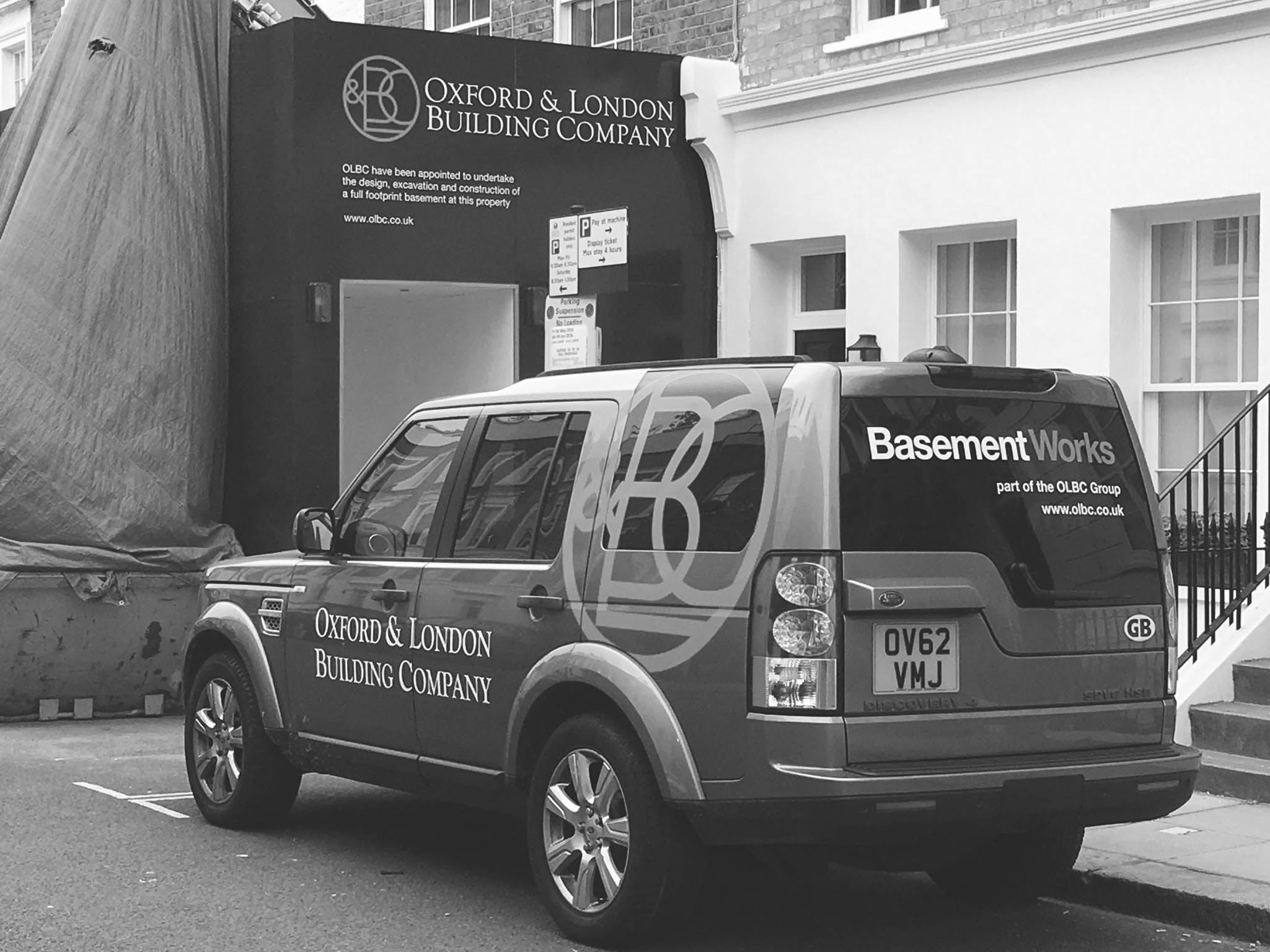 B&W considerate constructors