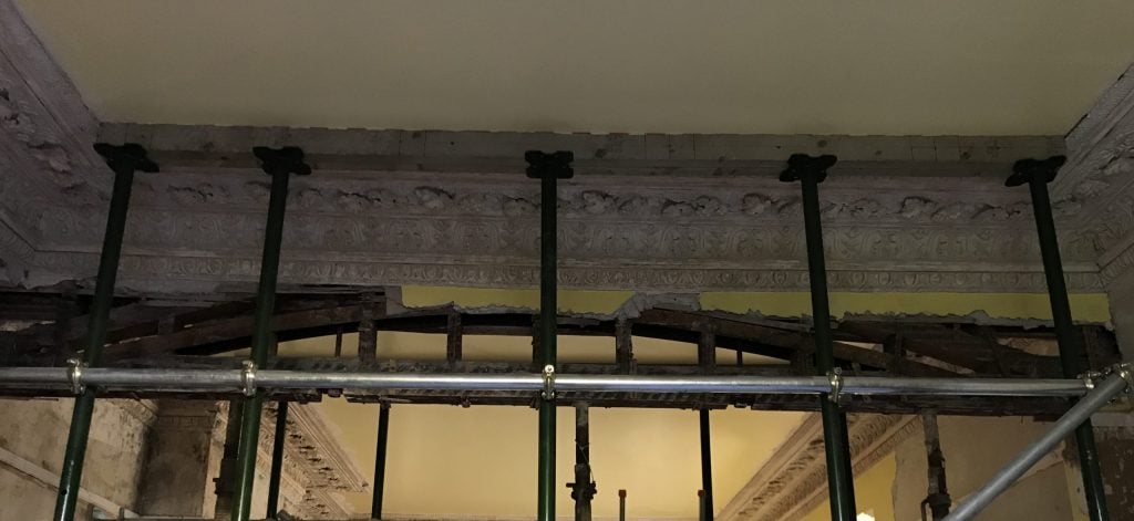 failling_timber_truss_with_steel_reinforcment_kensington_w8
