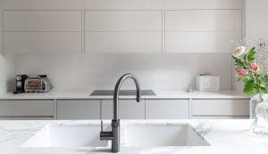 modern_kitchen_grade_II*_listed_house
